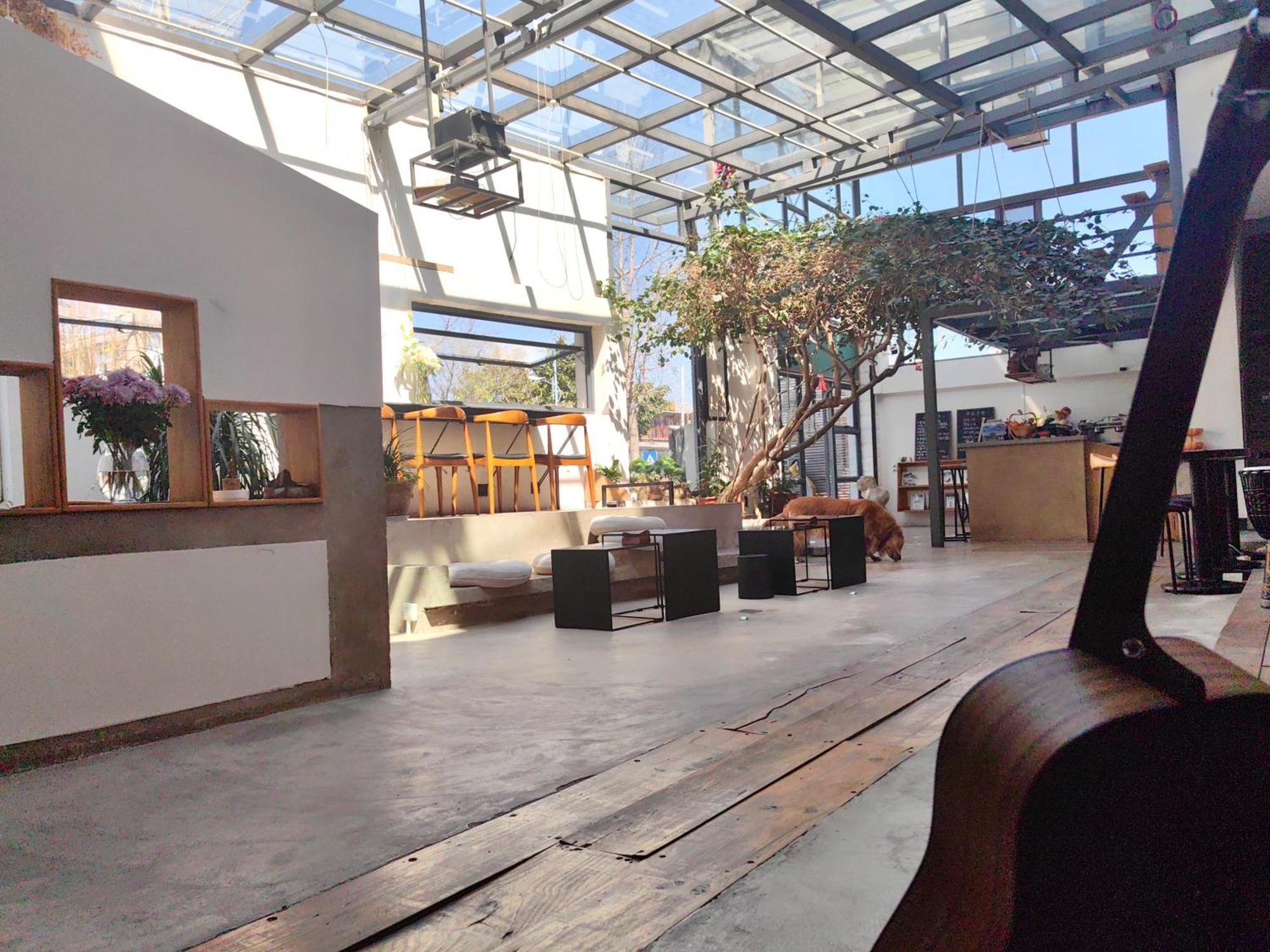 Dali Loft Travelling With Hostel エクステリア 写真