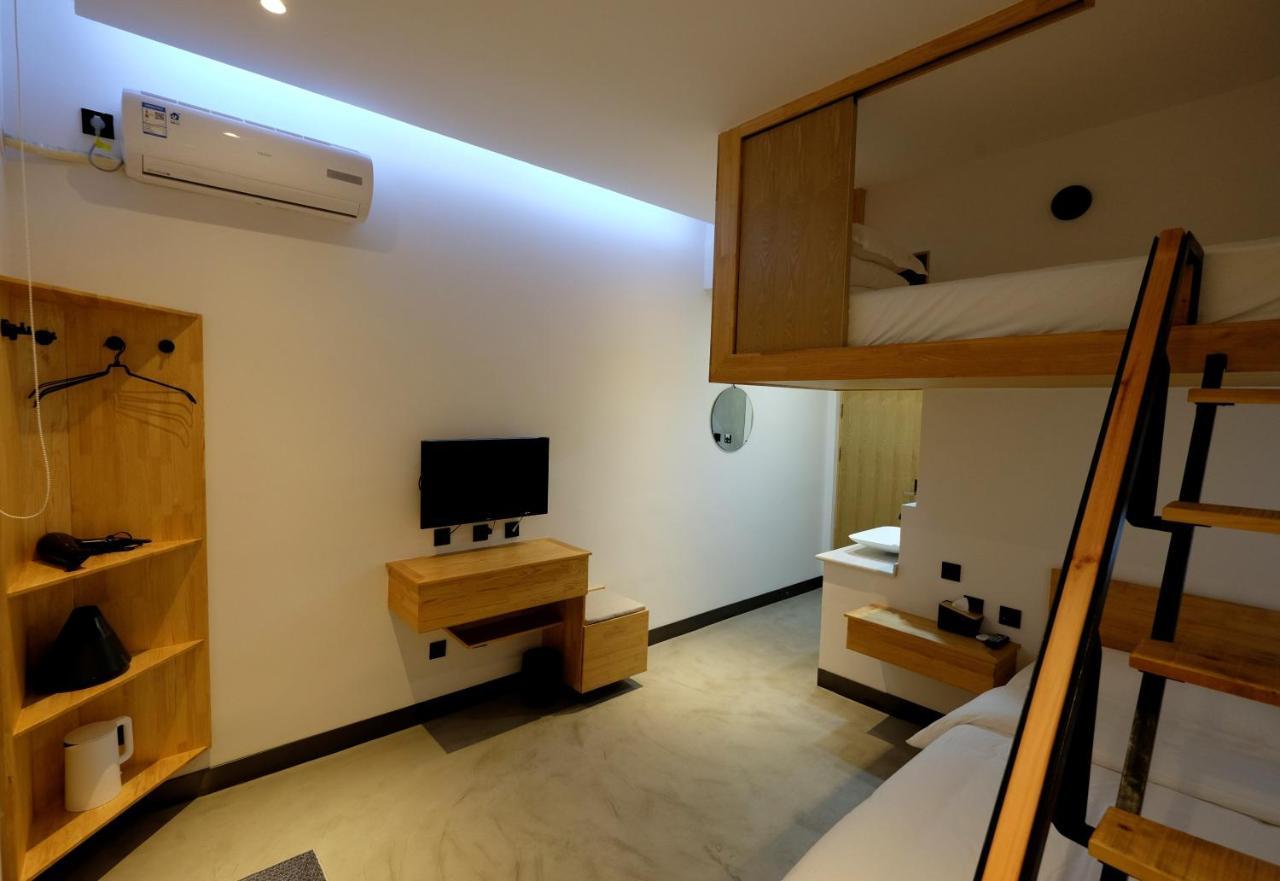 Dali Loft Travelling With Hostel エクステリア 写真