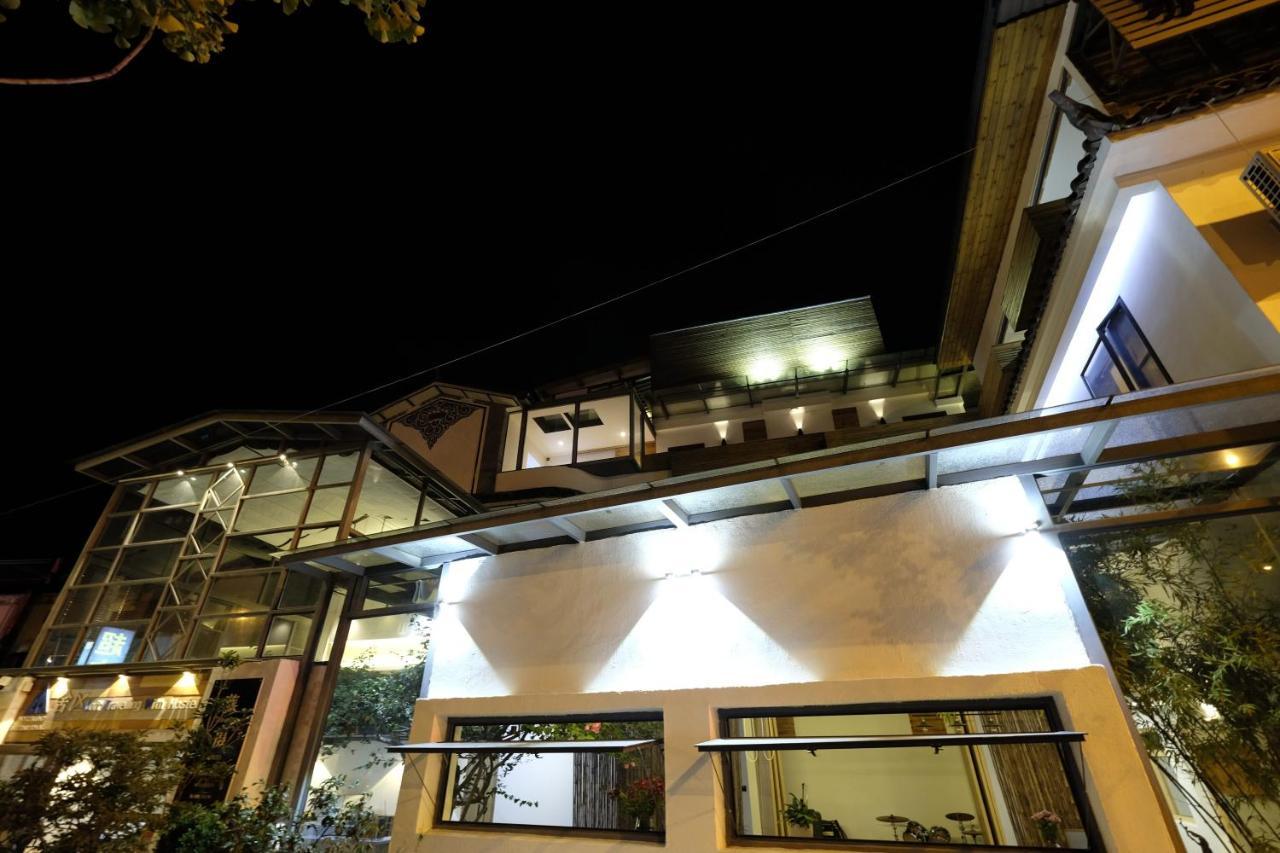 Dali Loft Travelling With Hostel エクステリア 写真