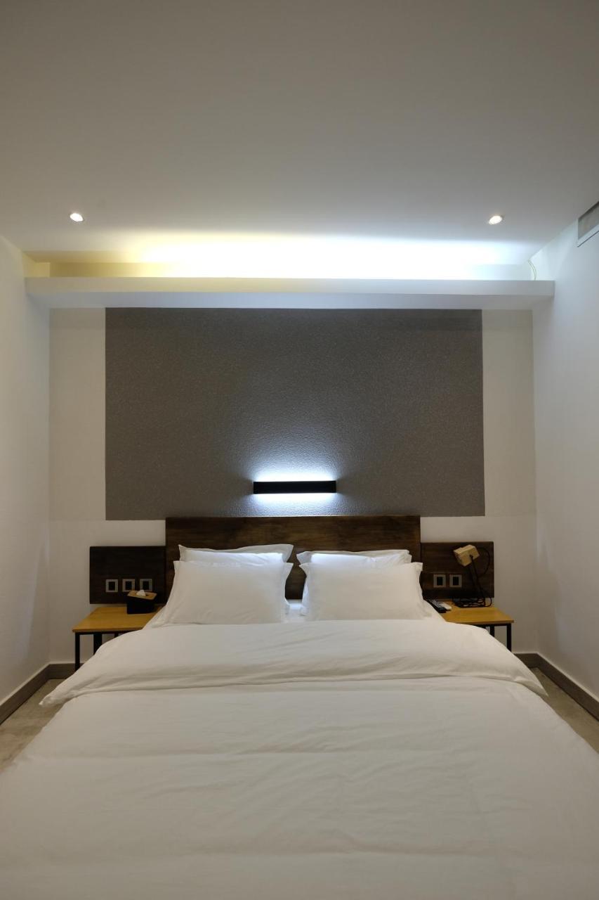 Dali Loft Travelling With Hostel エクステリア 写真